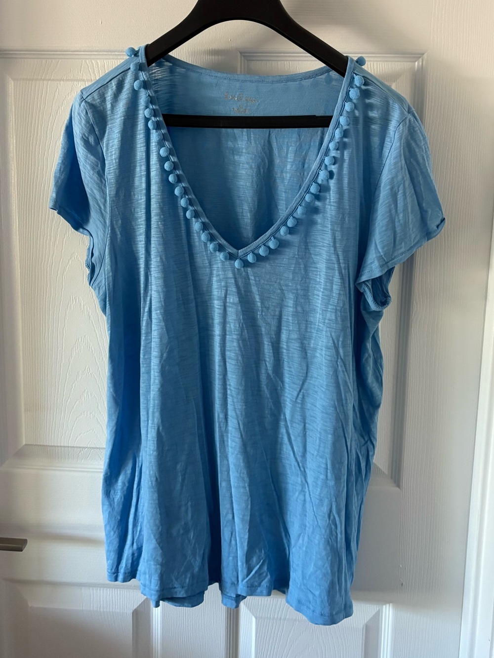 Lilly Pulitzer Light Blue Pom-Pom V-Neck Short Sleeve Tee Size XL